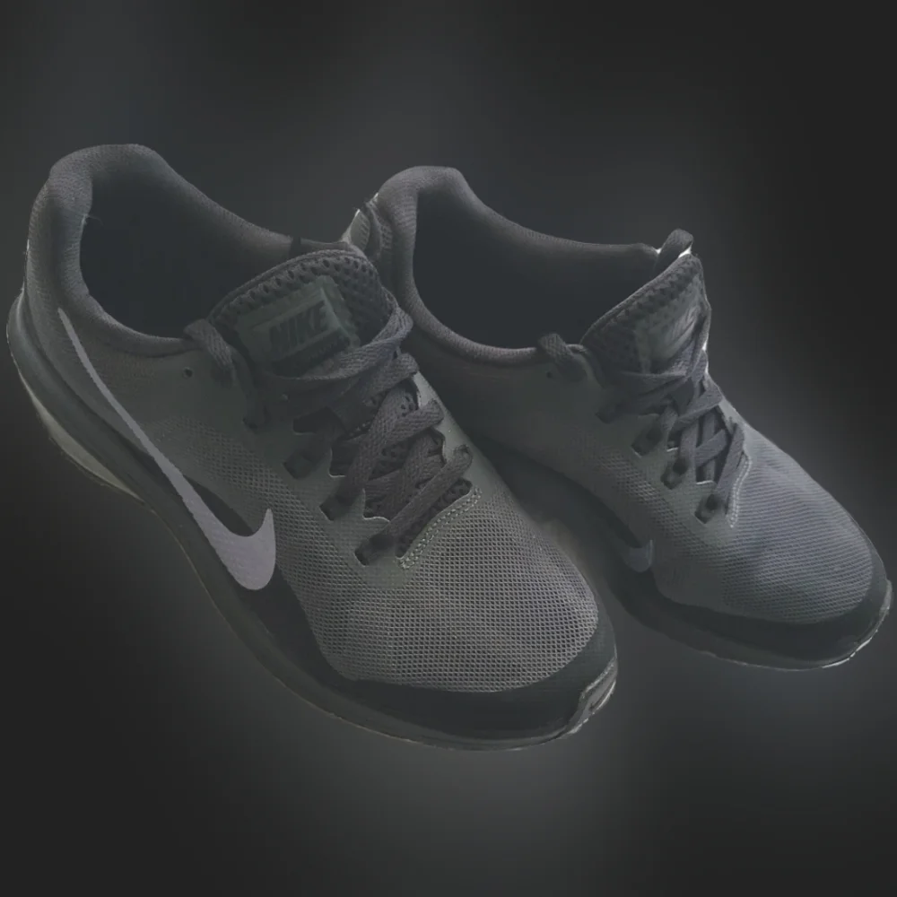 Nike Air Max Dynasty black Running Shoes